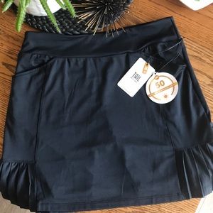 NWT Tail White Label Onyx skort -Small